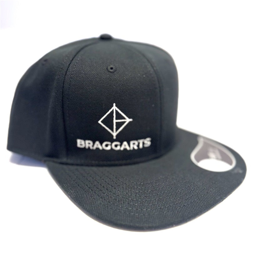 Snap Back BRAGGARTS (Unisex - Black/White)